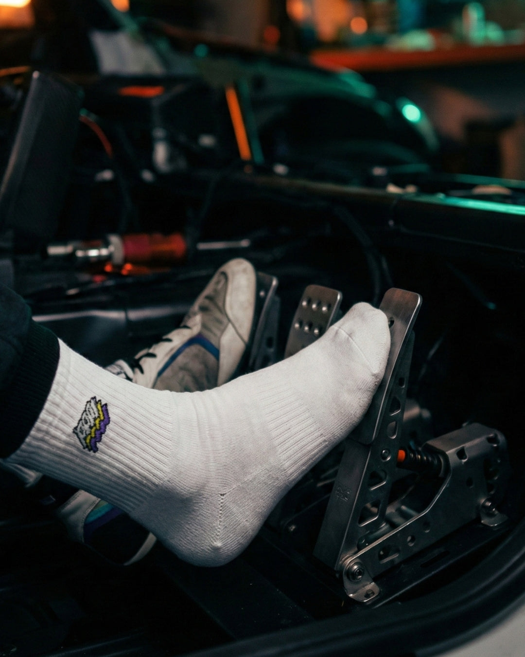 Calcetines Bordados unisex 24/7 DriveFast Night Club